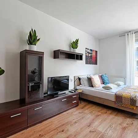 Urbannest I Lakowa60a شقة غدانسك